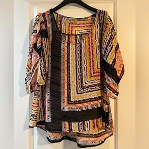 One World size M multi color short sleeve top - sheer